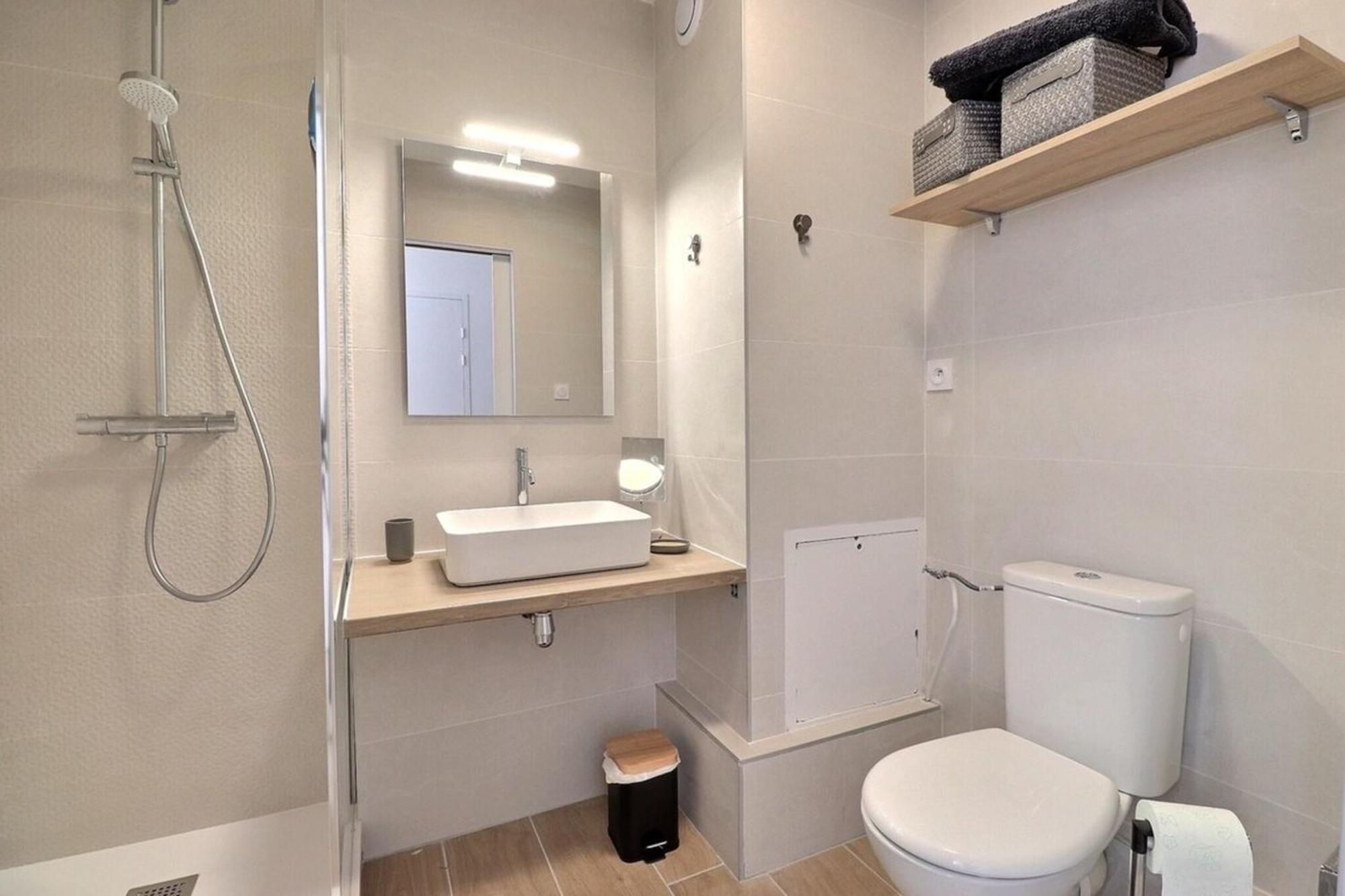 La Douce Parenthese - Studio With Garage - Lyon 4Th Екстер'єр фото